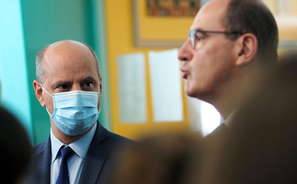 Covid-19: 81 établissements scolaires fermés, selon Blanquer