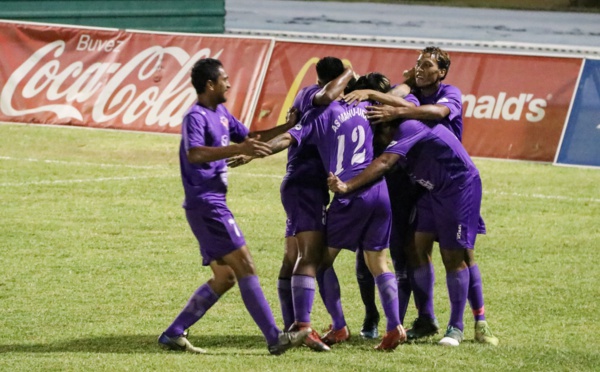 Manu Ura touché mais pas coulé