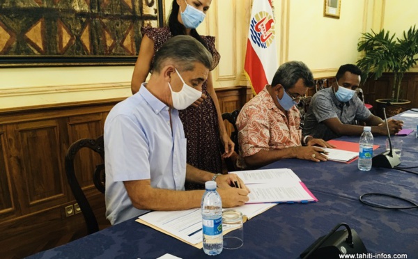 ​Acte final pour la rétrocession des aérodromes