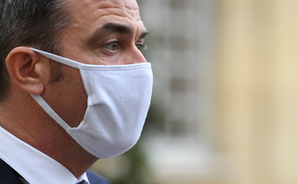 Covid-19: le gouvernement temporise, une semaine après un tour de vis contesté