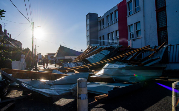 Violentes rafales et coupures d'électricité dans l'ouest pour la première tempête automnale