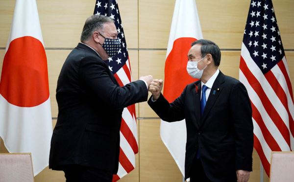 En visite à Tokyo, Mike Pompeo s'en prend directement à la Chine