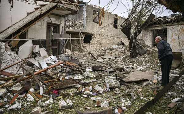 La moitié de la population du Karabakh déplacée, Poutine veut la fin de la "tragédie"