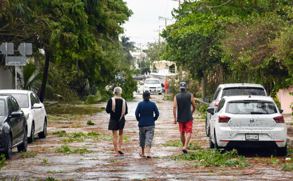L'ouragan Delta s'éloigne du Mexique en direction des Etats-Unis