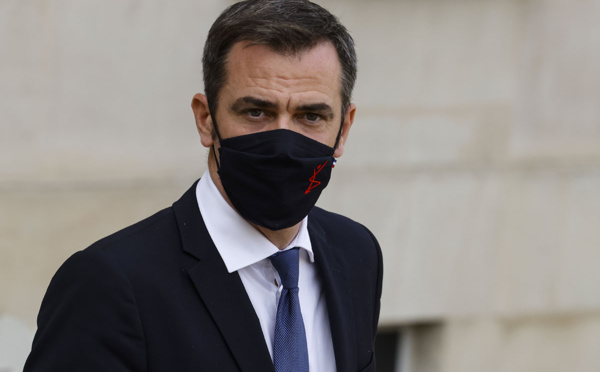 Gestion de la crise du Covid-19: perquisitions chez Philippe, Véran, Buzyn et Ndiaye