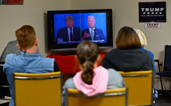 Trump et Biden attendus pour un duel télévisé, chacun de son côté