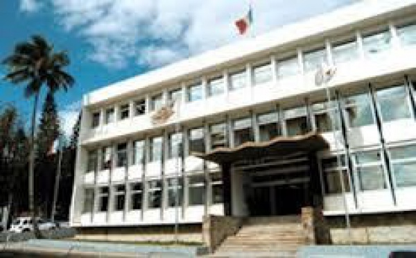 Nouvelle-Calédonie : motion de censure rejetée, gouvernement maintenu