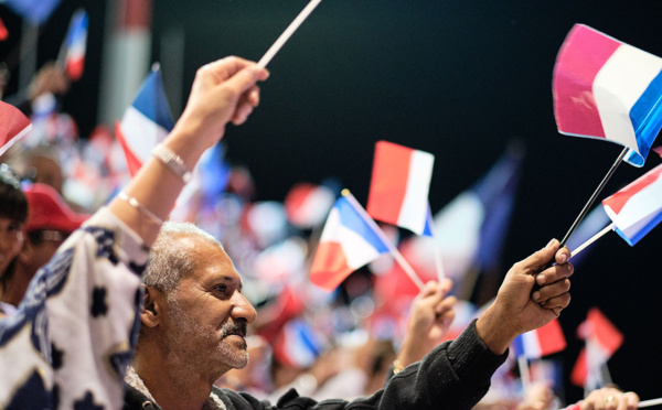 Plusieurs milliers de personnes rassemblées à Nouméa pour défendre le droit de vote