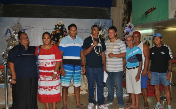 Deux boxeurs polynésiens en stage à Los Angeles