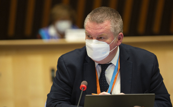 "Mettez les cas contacts en quarantaine": le conseil de l'OMS à l'Europe