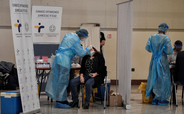 Covid-19: 27 touristes français en quarantaine en Grèce après la détection d'un cas