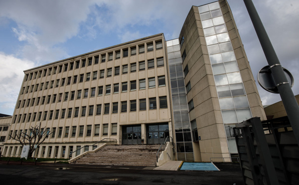 Port du masque en primaire, cours en ligne à l'université: ce qui se prépare pour l'éducation