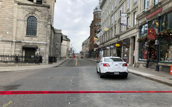 "Nuit d'horreur" à Québec: un homme tue au sabre deux personnes le soir d'Halloween