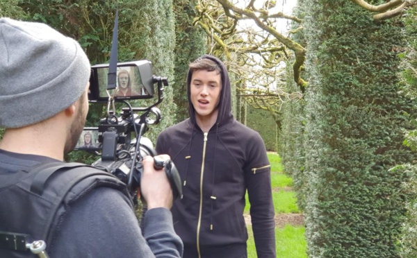 Teiva Hunter rend hommage à la Polynésie en chansons