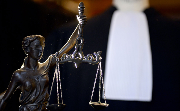 Une avocate noire cible de propos racistes par une consœur au tribunal de Nouméa