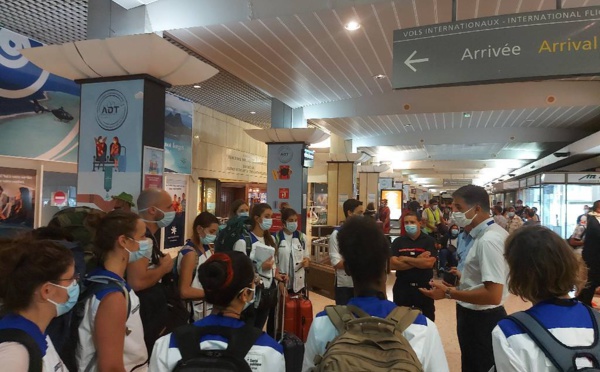 Arrivée d'un renfort de 12 infirmières spécialisées en réanimation