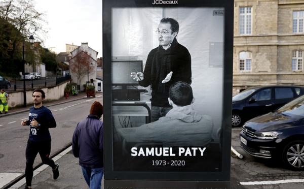 France: menaces et apologies du terrorisme explosent depuis l'assassinat de Samuel Paty
