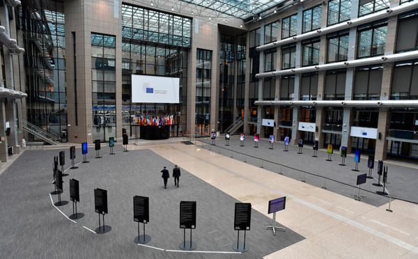 UE: budget et plan de relance bloqués par un veto de Budapest et Varsovie