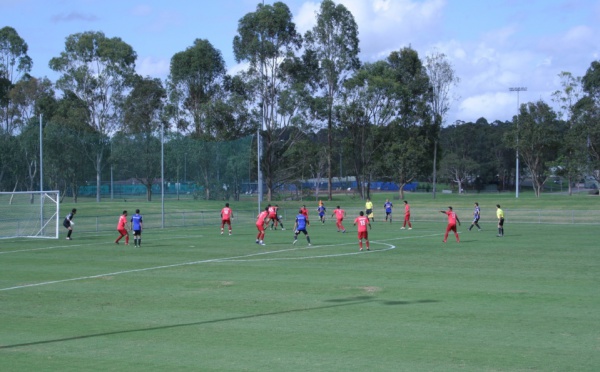 Football: Tahiti Nui s'incline 4-0 devant Sydney