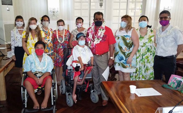 « Changer le regard » sur ces gens « capables différemment »