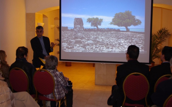 Conférence autour du sacré à la Délégation de la Polynésie française