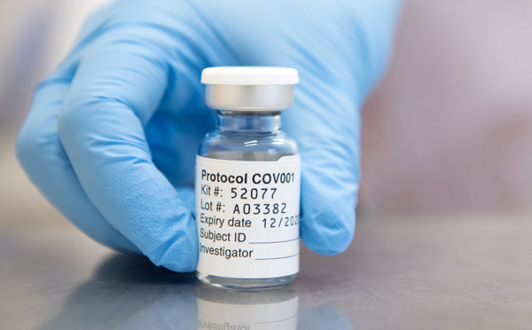 Covid-19: AstraZeneca, premier vaccin aux résultats validés par une revue scientifique