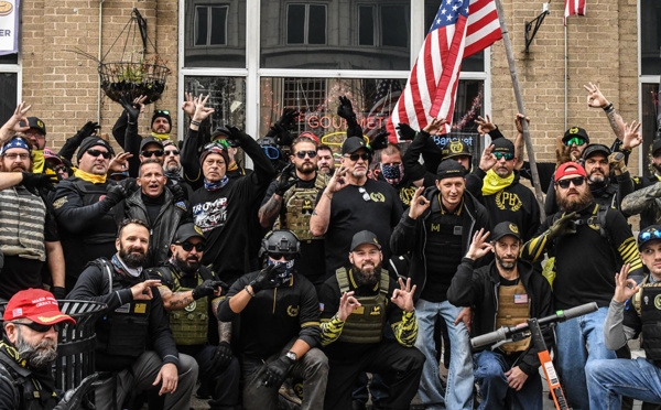 Incidents lors de manifestations pro-Trump aux Etats-Unis, cinq blessés