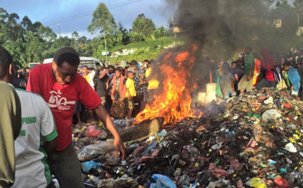 Deux inculpations après le meurtre d'une femme accusée de sorcellerie