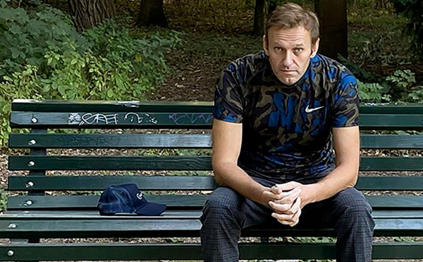 Affaire Navalny: Moscou dénonce un "délire" de l'opposant et sanctionne l'UE