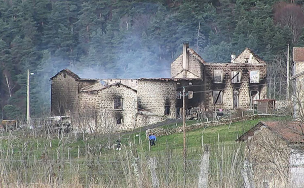 Puy-de-Dôme: le meurtrier des trois gendarmes voulait commettre un "carnage"