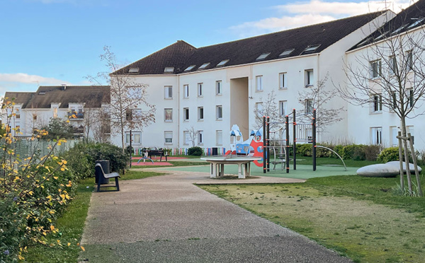 Neveux poignardés à Noël: la tante mise en examen et écrouée