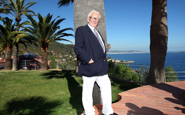 Le couturier français Pierre Cardin est mort