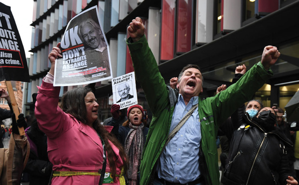 La justice britannique refuse d'extrader Assange vers les Etats-Unis