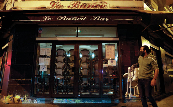 Covid-19: bars et restaurants font le deuil d'une réouverture le 20 janvier