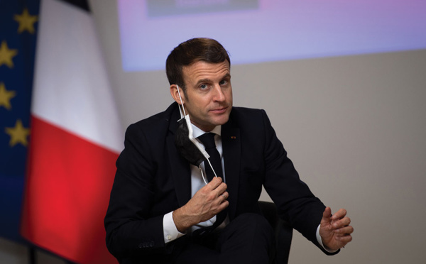 Vaccination Covid-19: le gouvernement cherche à reprendre la main