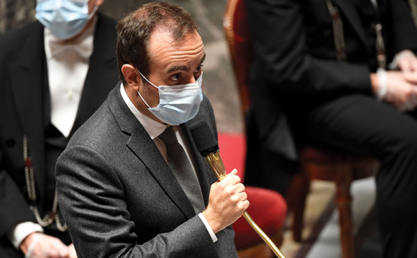 Calédonie: Lecornu propose "une implication plus forte de l'Etat" dans la reprise de l'usine Vale