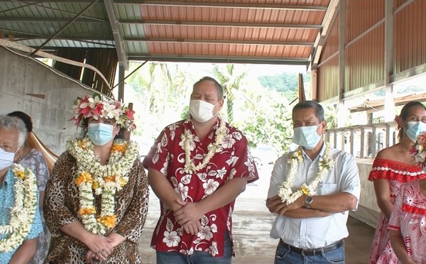 Le gouvernement en représentation à Raiatea