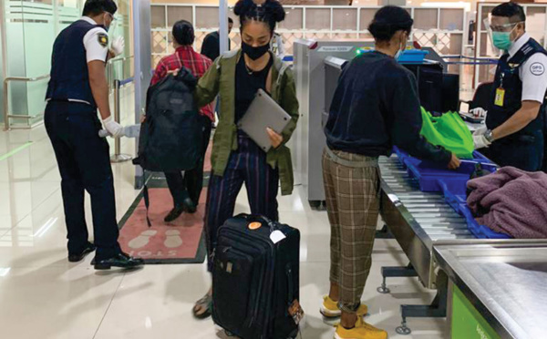 Un couple d'Américaines expulsé après avoir décrit Bali comme un paradis pour gays