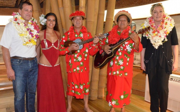 Marine Le Pen en visite pour deux jours à Tahiti