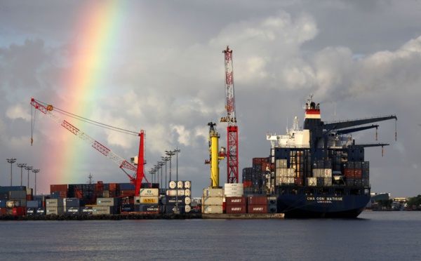 Importations, ça bouchonne