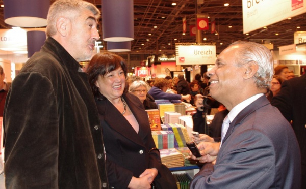 Salon du Livre de Paris : « il est important de faire mieux connaître les apports culturels de nos outre-mer » selon Victorin Lurel