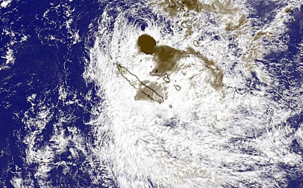 Alerte cyclonique maximale aux îles Loyauté en Nouvelle-Calédonie