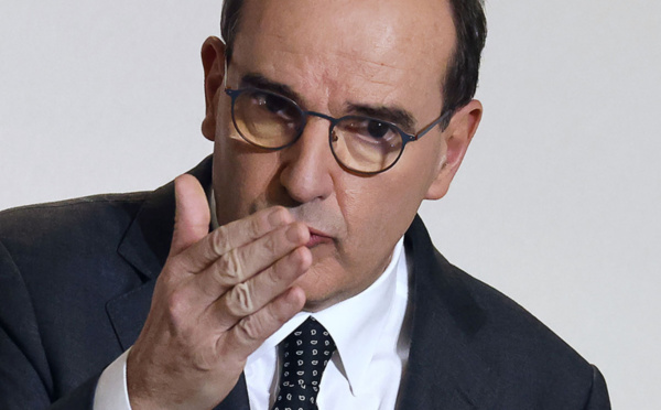 Télétravail: le gouvernement entre menaces de sanctions et appels au dialogue