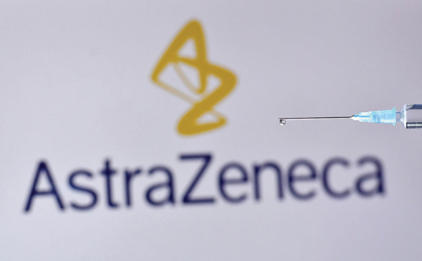 Porteur de grands espoirs contre la pandémie, le vaccin AstraZeneca accumule les revers