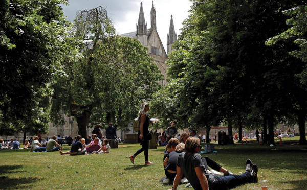 Royaume-Uni: le prestigieux collège de Winchester va s'ouvrir aux filles