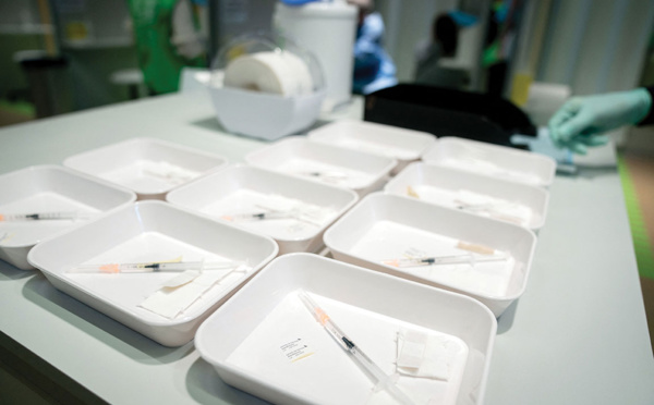 Pandémie: l'Europe toujours "vulnérable", malgré la vaccination