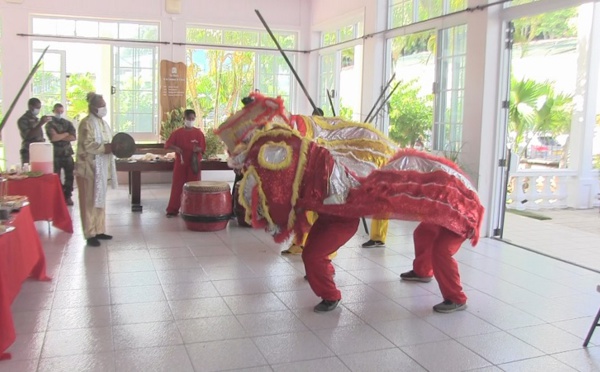 Uturoa réveille le lion pour le Nouvel An