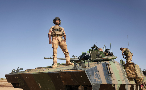 Sahel: Macron maintient les effectifs de Barkhane