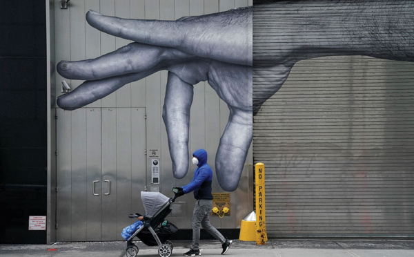 Virus: près d'un demi-million de morts aux Etats-Unis, l'Angleterre veut déconfiner