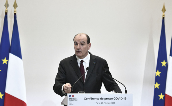 Covid-19: Castex place 20 départements en "surveillance renforcée", la mairie de Paris veut un confinement
